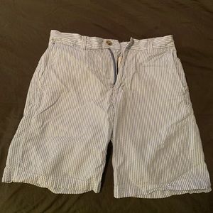 Seersucker Vineyard Vines shorts size 30